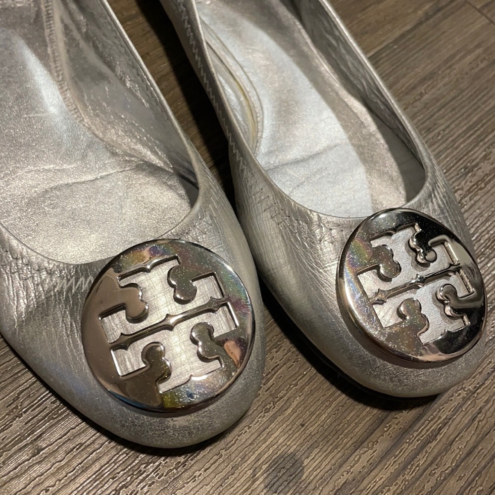 Tory Burch Metallic flats